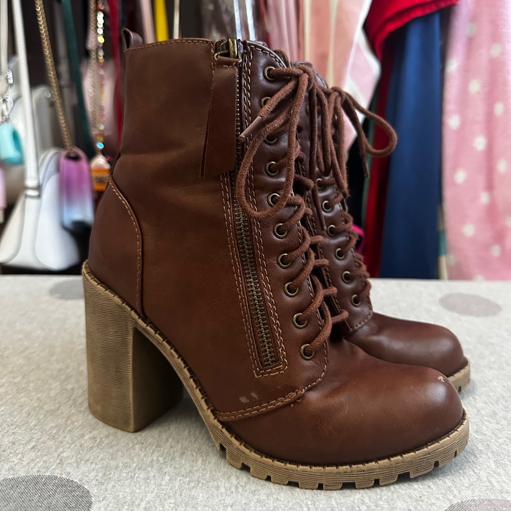 Soda Zip-Side Lace-Up Moto Combat Boot Size 7.5